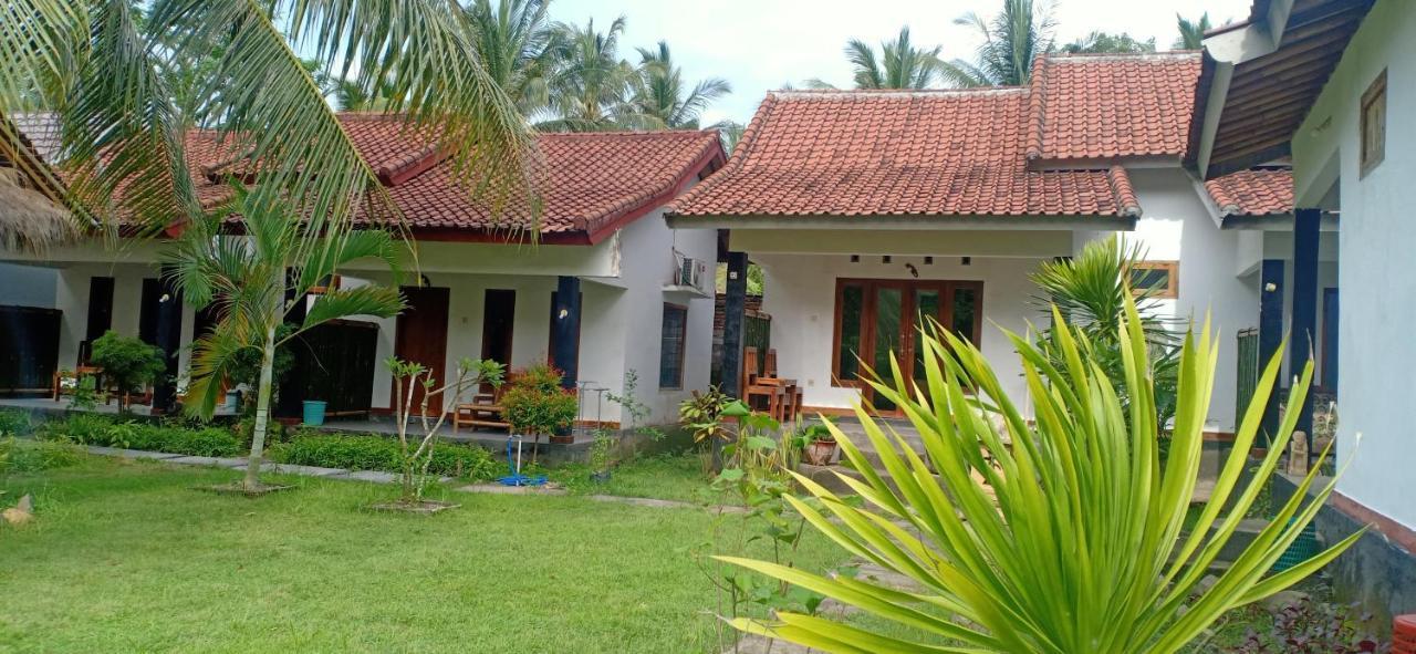 Dewi Garden Guesthouse Kuta  Eksteriør billede