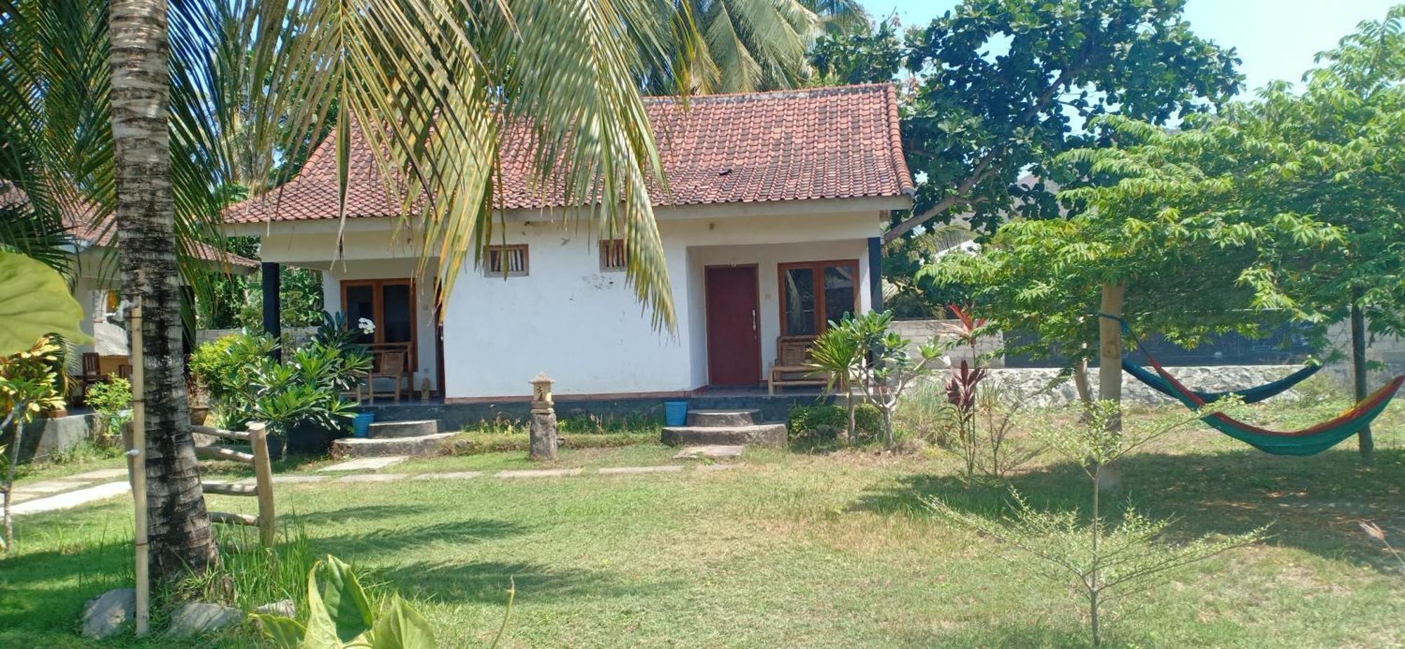Dewi Garden Guesthouse Kuta  Eksteriør billede