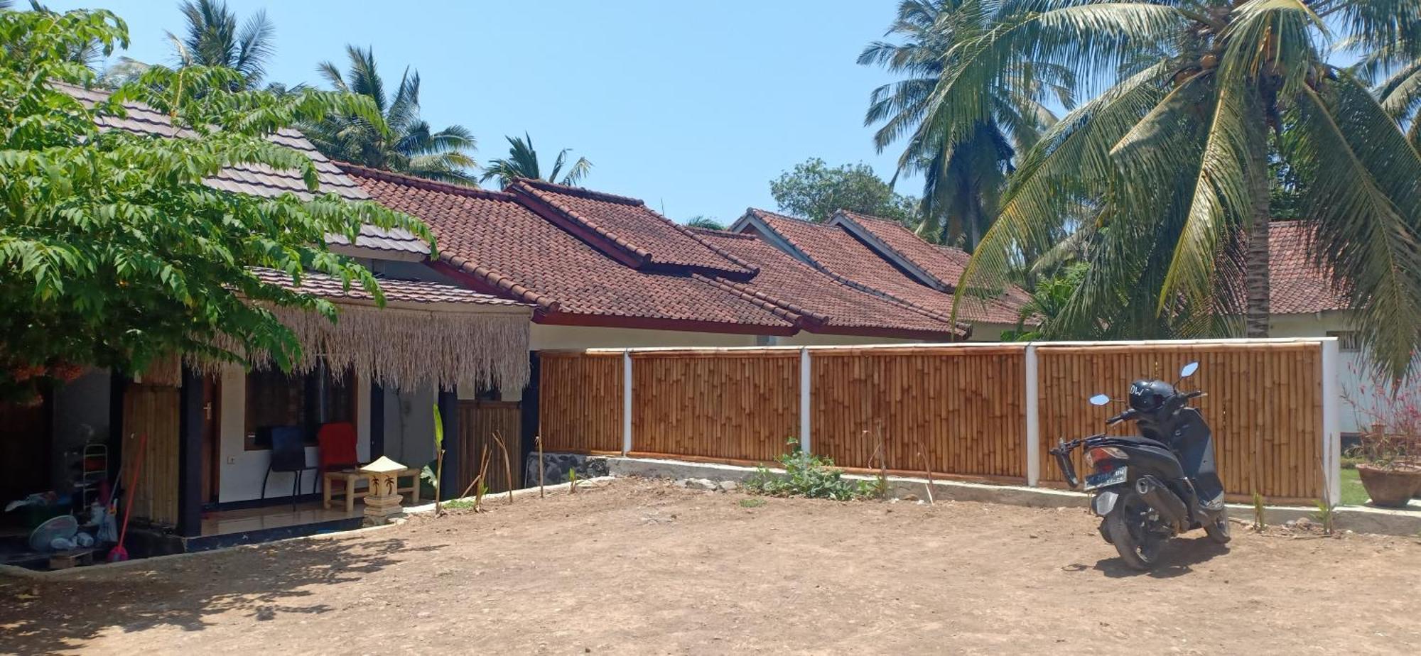 Dewi Garden Guesthouse Kuta  Eksteriør billede