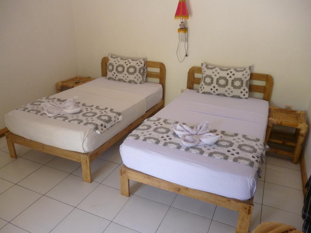 Dewi Garden Guesthouse Kuta  Eksteriør billede